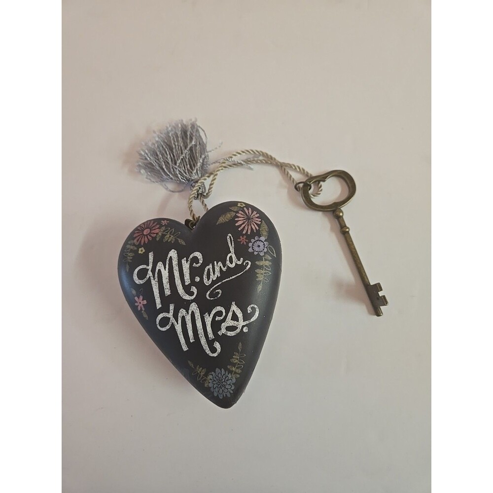 Art Heart Mr. and Mrs. Freestanding Heart & Key, Lori Siebert Wedding Shower